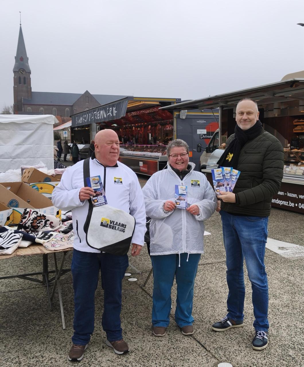 VALENTIJNSACTIE MARKT KRUISHOUTEM