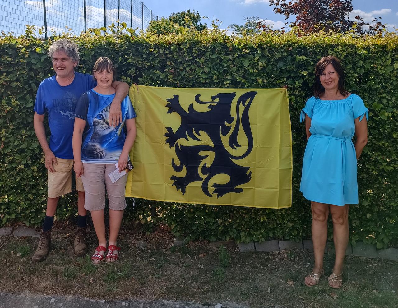 11 JULI ACTIE VLAAMS BELANG KRUISEM