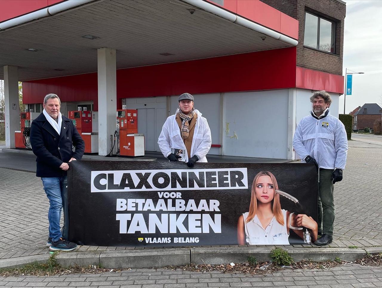 Vlaams Belang Pelt voert actie aan tankstation in Pelt tegen torenhoge brandstofprijzen
