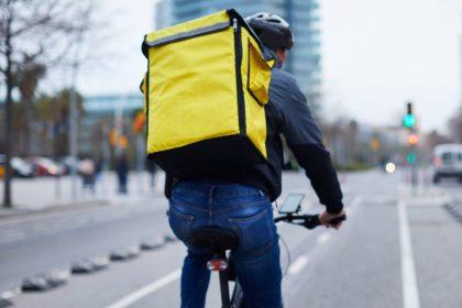 Fietskoeriers voornamelijk illegalen