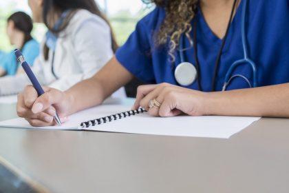 Akkoord over artsenquota discrimineert Vlaanderen