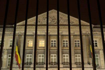 Herschrijven regeerakkoord? Zonde van de inkt