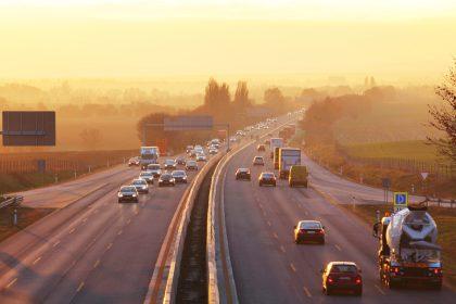 Het Vlaams Belang is tegen een maximumsnelheid van 100 km/u