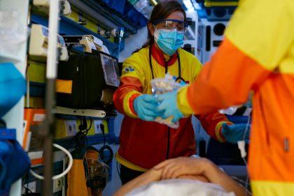 “Eén op twee hulpverleners geconfronteerd met fysiek geweld”