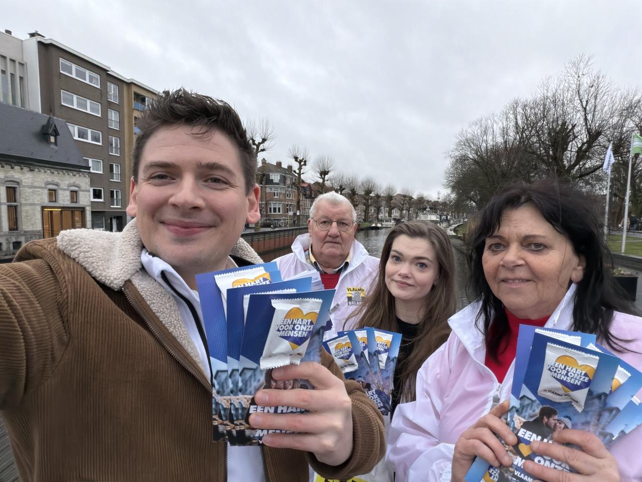 Vlaams Belang toont op Valentijn een hart voor onze mensen in Lokeren