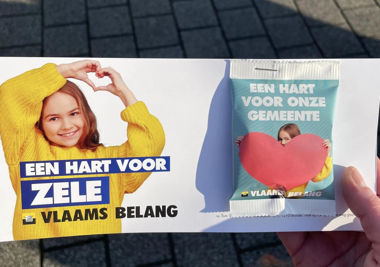 Valentijnsactie op de wekelijkse markt van Zele.