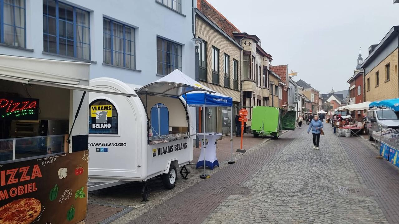 Vlaams Belang Zele wil lentejaarmarkt vernieuwen, niet afschaffen.
