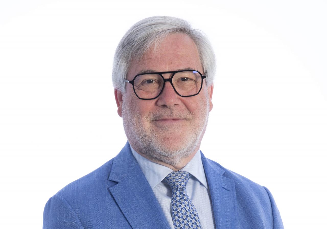 Gouverneur vernietigt besluit Beersels gemeentebestuur na klacht Vlaams Belang over drietalige brieven 