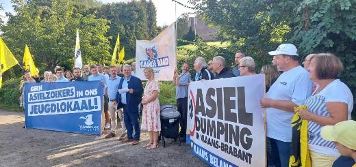 Verslag: protest in Dilbeek tegen nieuwe asielcentra in de Rand