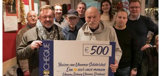 Vlaams Belang schenkt opbrengsten marktacties aan het goede doel