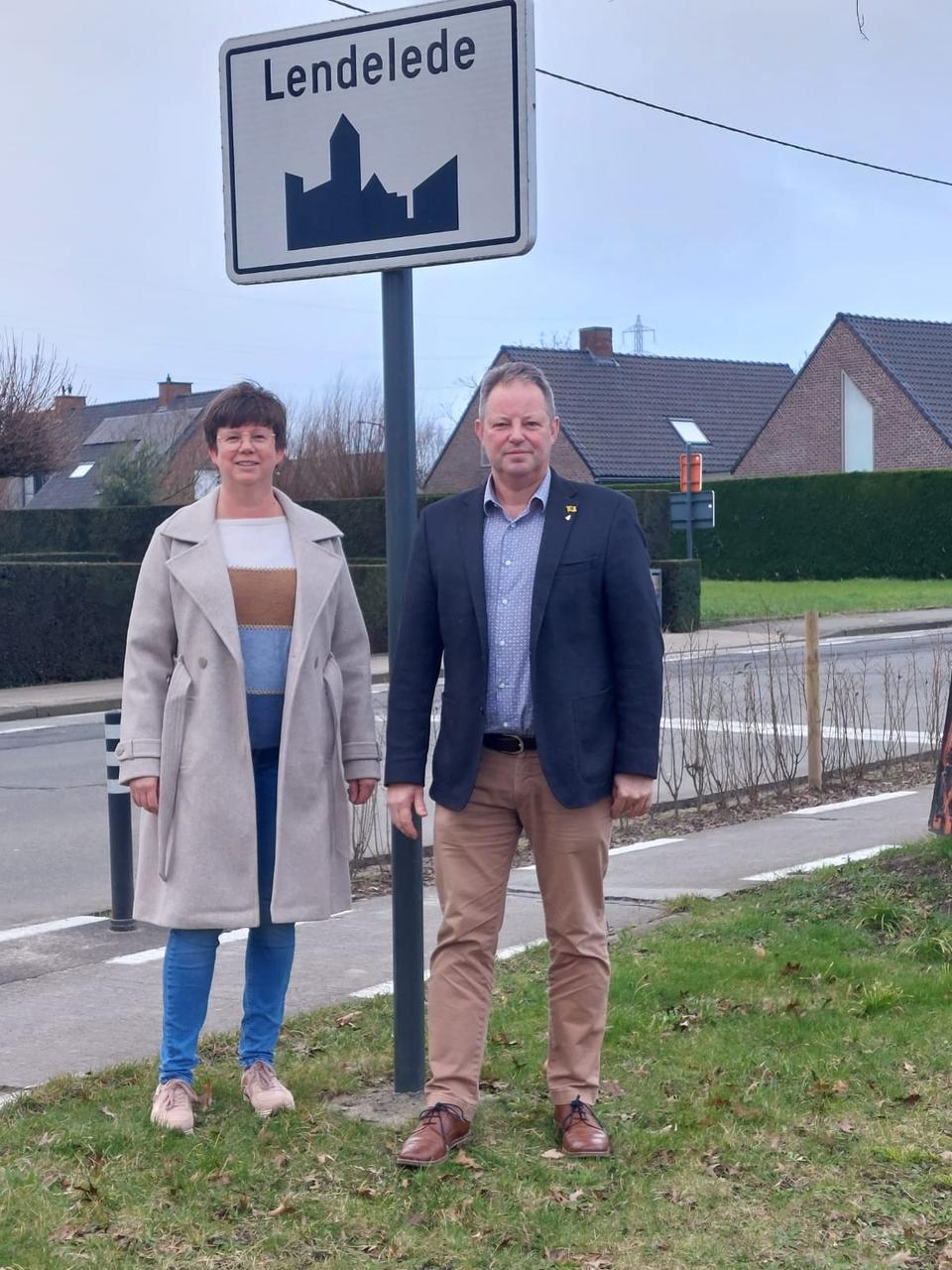 HOOG TIJD VOOR ANDER EN BETER!