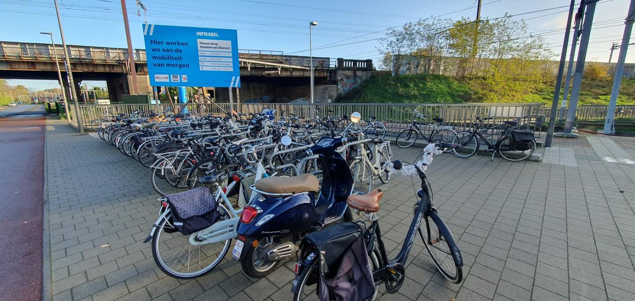 Meer fietsenstallingen aan station nodig