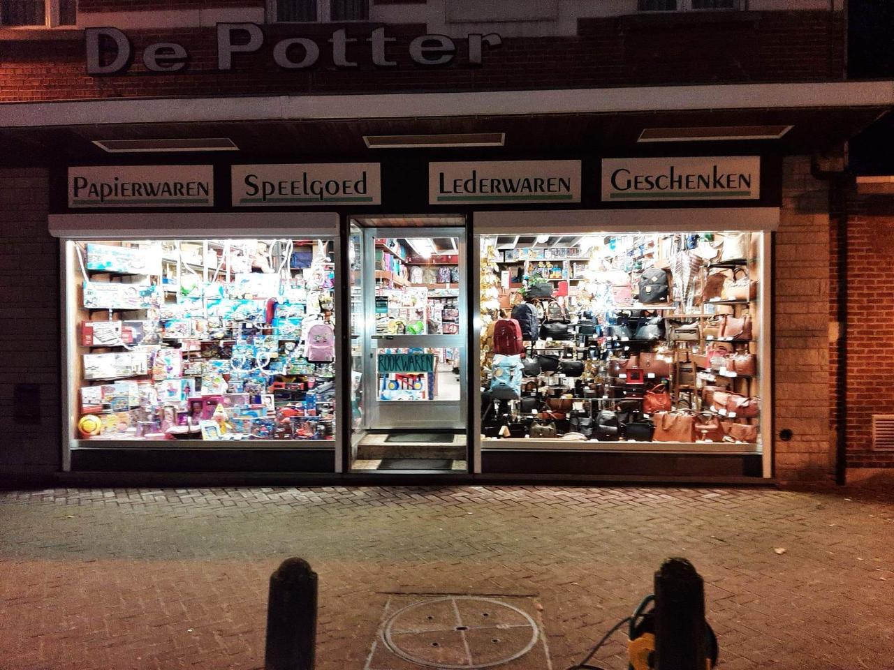 Huis De Potter gehuldigd op vraag van Vlaams Belang Brasschaat