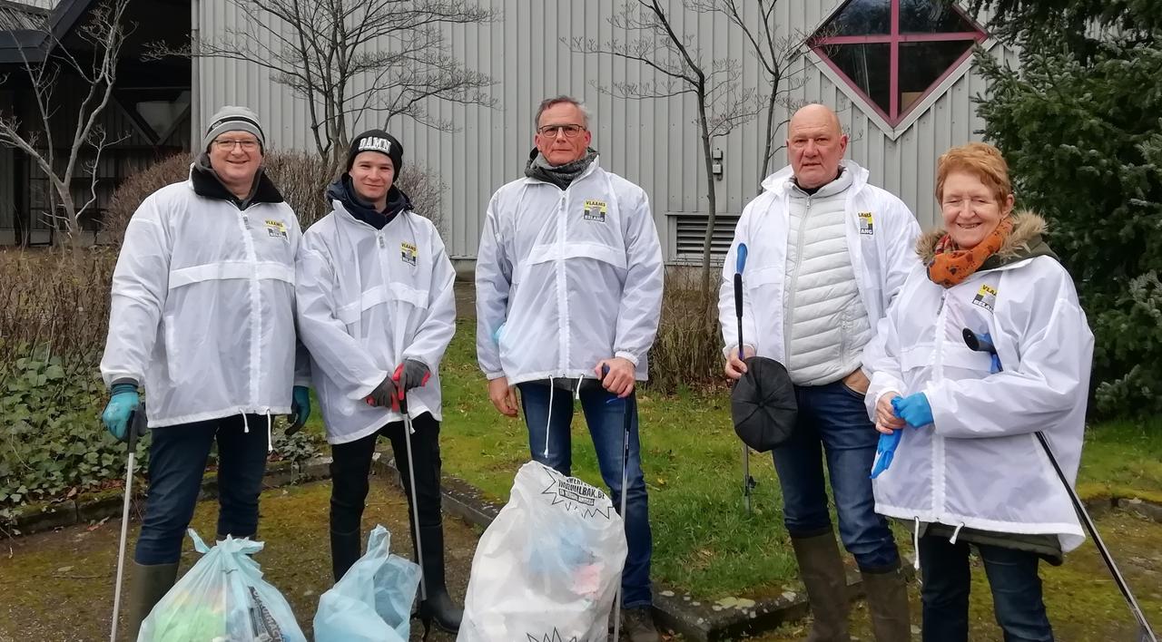 Actie tegen zwerfvuil.