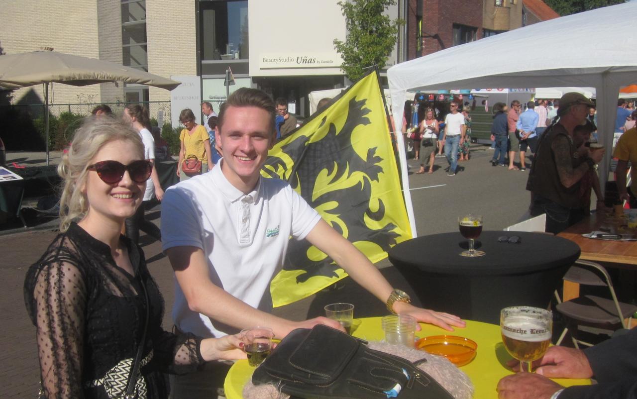 Veel volk op de dorpsdag in Heide