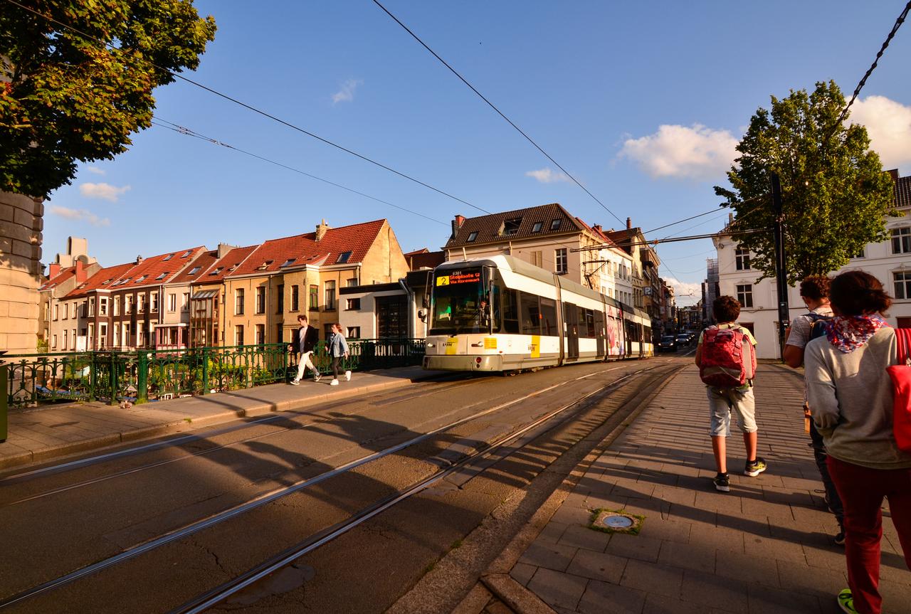 Vlaams Belang eist actie tegen overlast scholieren