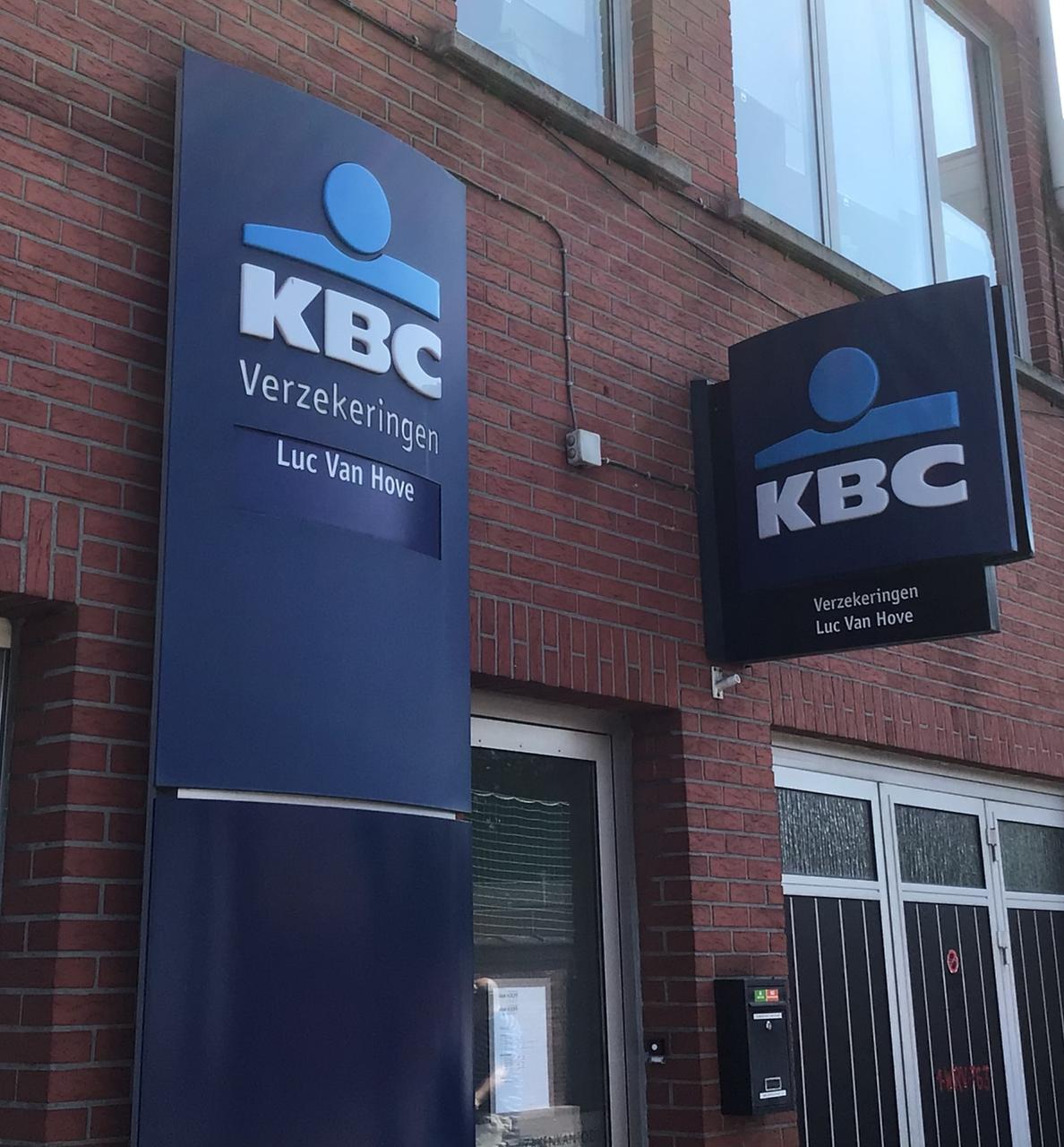 Deel 1: Belangenvermenging in hoofde van Zandhovens burgemeester Luc Van Hove ??