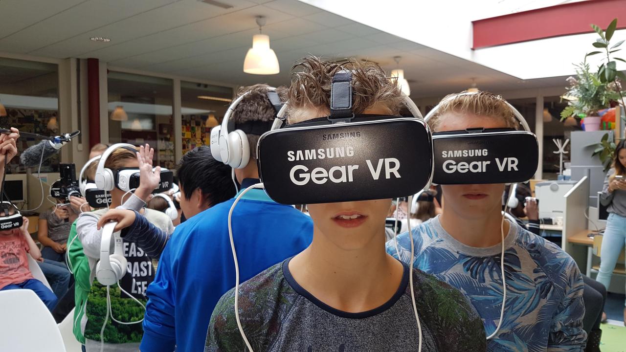 Verkeersveilig fietsen aanleren via virtuele realiteit en VR-brillen.  Waarom niet ook in Mechelen?